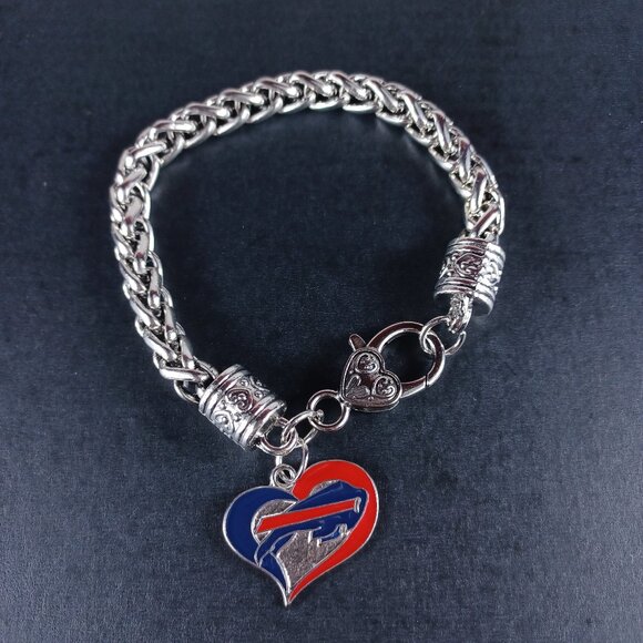New England Patriots Charm Bracelet Football Fan Jewelry - Picture 1 of 3